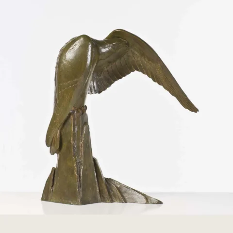 André Vincent Becquerel (1893-1981)Aigle, vers 1935, Bronze à patine verte nuancée, Signé A. BECQUEREL Estimation entre 10 000 et 15 000 euros PIASA