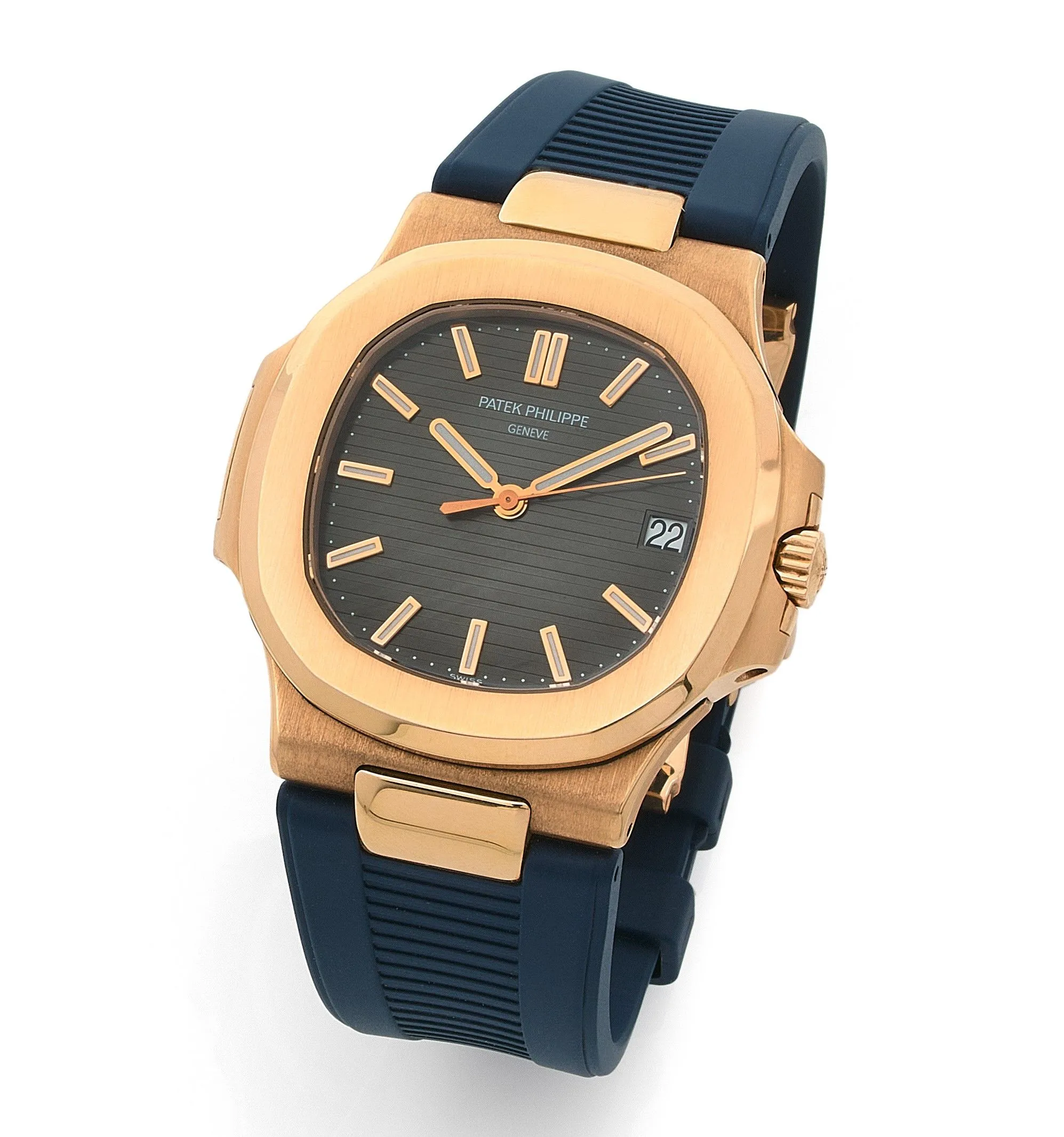 PATEK PHILIPPE Nautilus Montre bracelet en or rose 18k (750) Vers 2008 Adjugé à 83 928 €, Artcurial