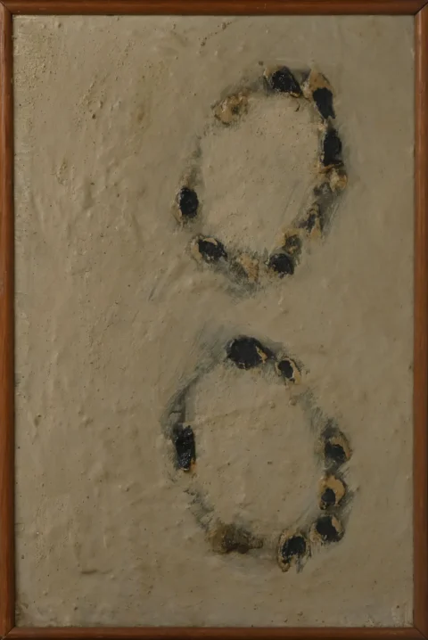 Angel ALONSO (1923-1994) Les anneaux Technique mixte avec charbon sur toile Adjugé à 4 400 €