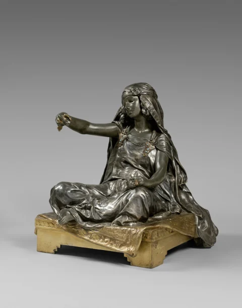 Louis Ernest BARRIAS (1841-1905) :LA FILLE DE BOU SAADA. Bronze à patine argentée et dorée Adjugé 10 200 euros delvaux