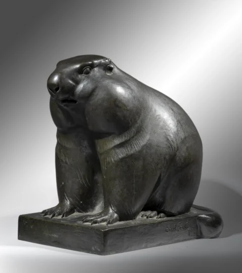 EDOUARD MARCEL SANDOZ (1881-1971) Marmotte à l’arrêt Rare épreuve en bronze à patine noire nuancée grise Signée « Ed. M. Sandoz » Adjugé à 152 400 €