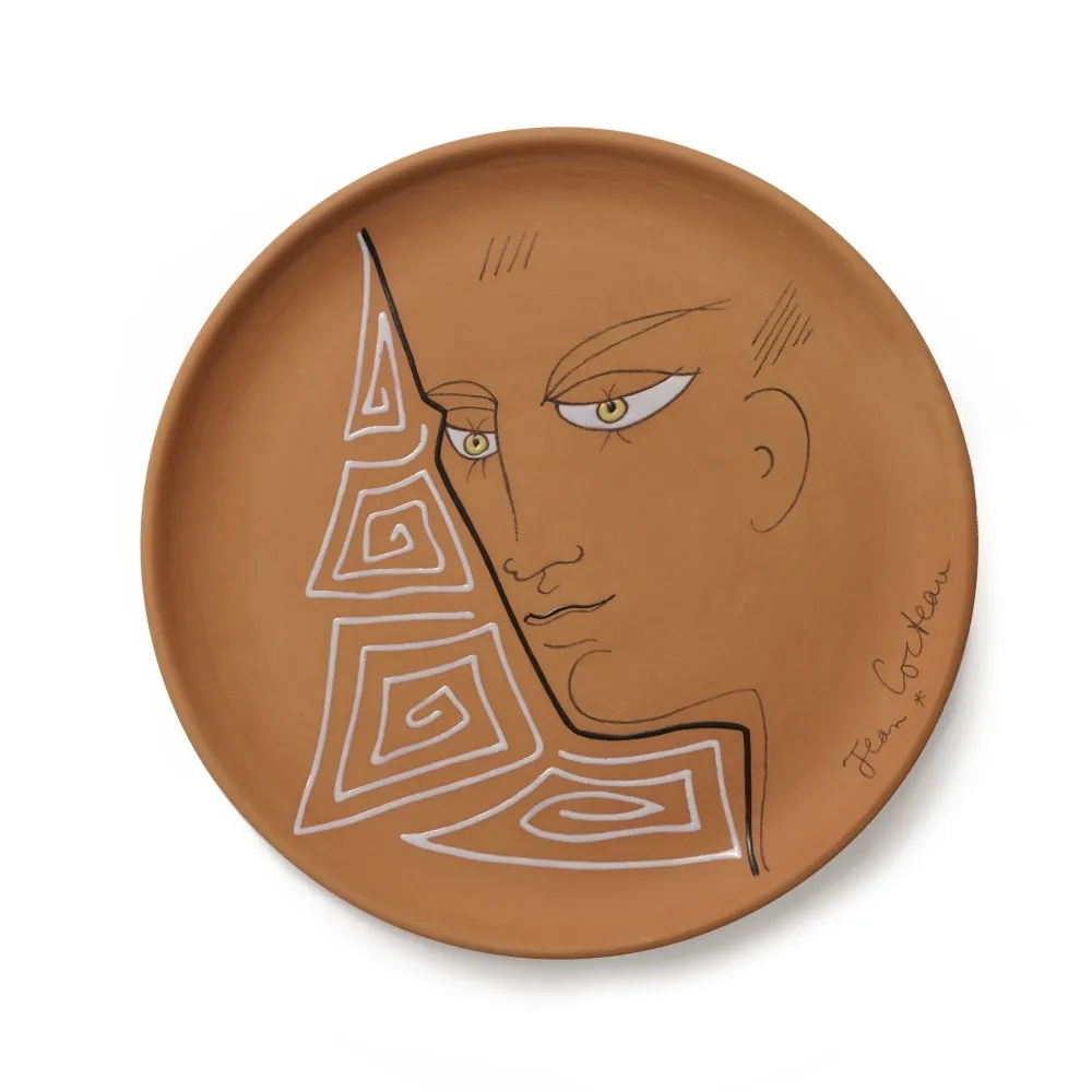 JEAN COCTEAU (1889-1963) Le penseur, 1958 (Guédras, 79) Assiette en terre rouge