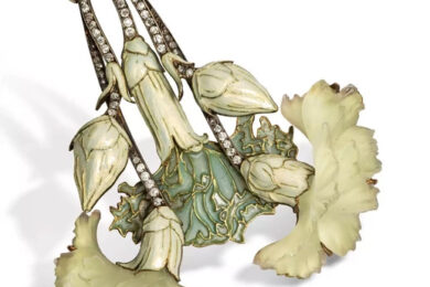 René Jules LALIQUE Pendentif en or jaune 18k (750 millièmes)