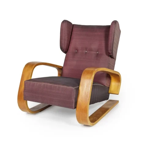 ALVAR AALTO (1898-1976) Fauteuil Tank Création en 1936 Edition Huonekalu-ja Rakennustyötehdas A.B., circa 1945 - Adjugé à 6 144 €
